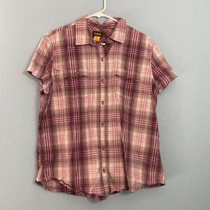 Cabela’s Plaid Button-down Tee